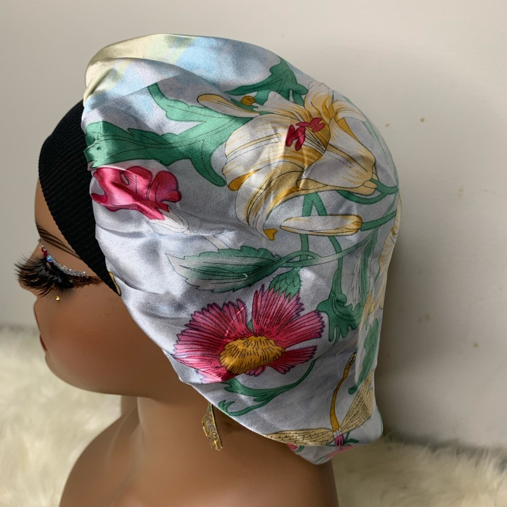 Bonnets Bundled - image 3